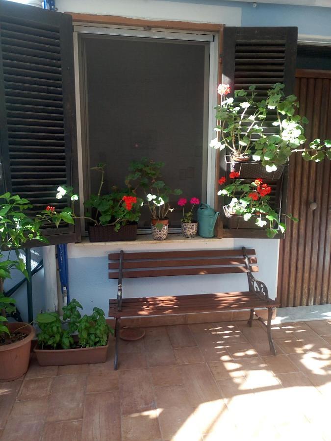 I Tre Scalini Bed & Breakfast Stintino Exterior photo